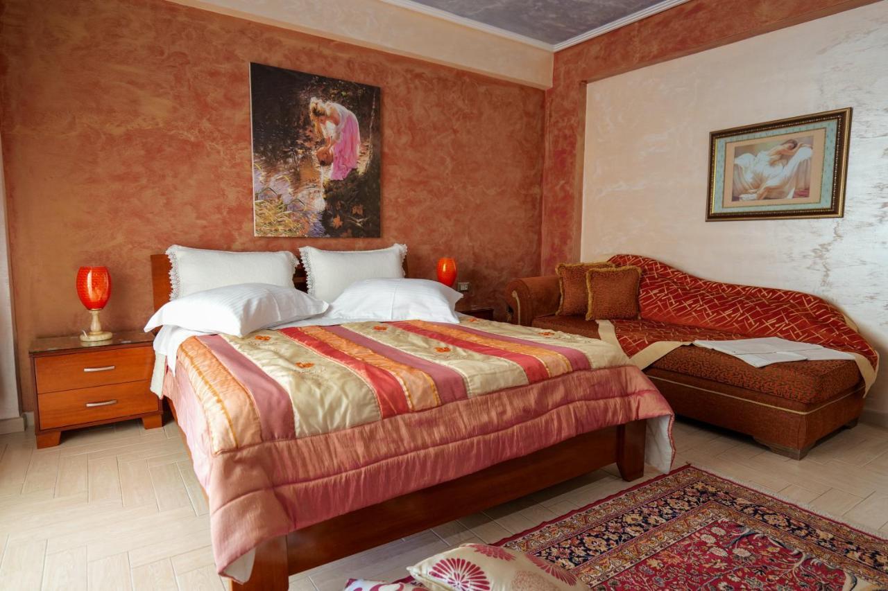 Lindi 3* Sarandë