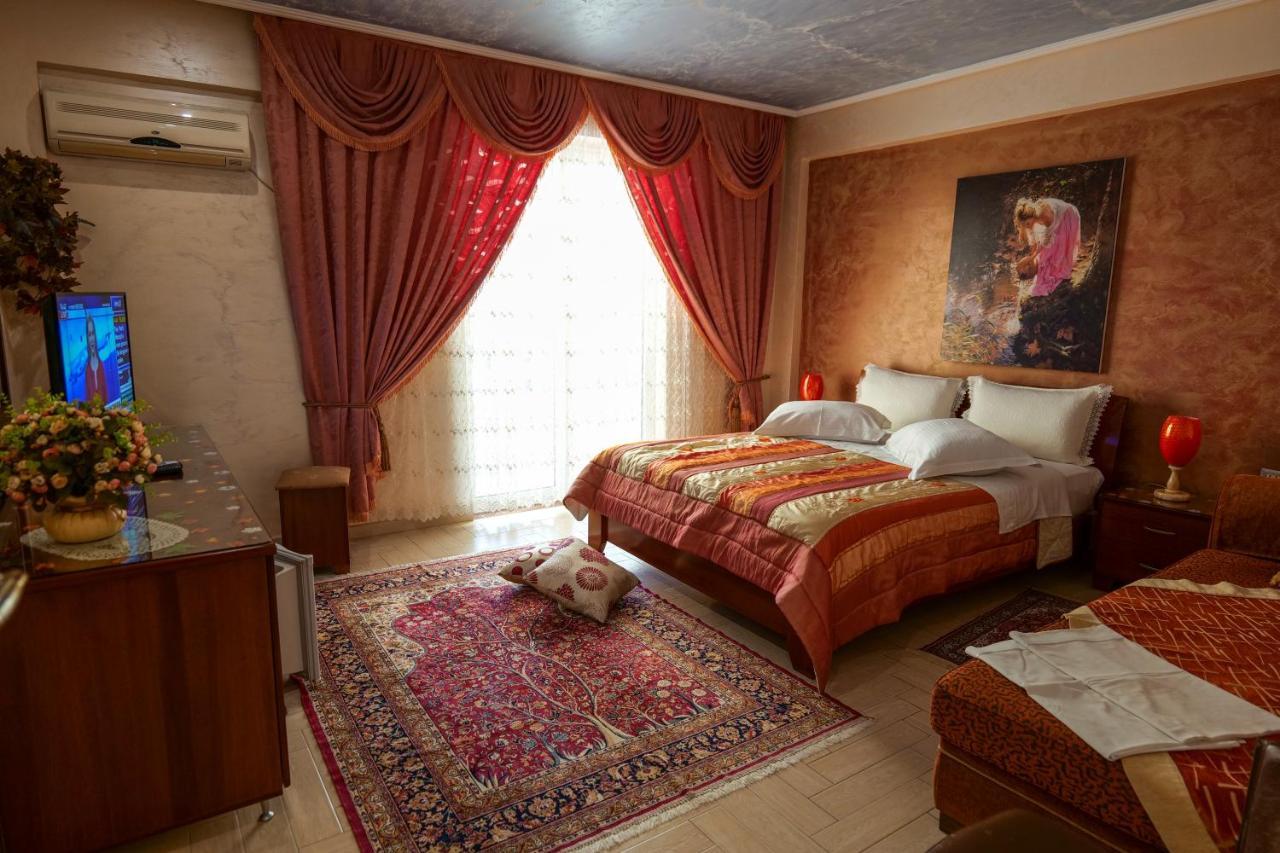 Hotell Lindi 3*