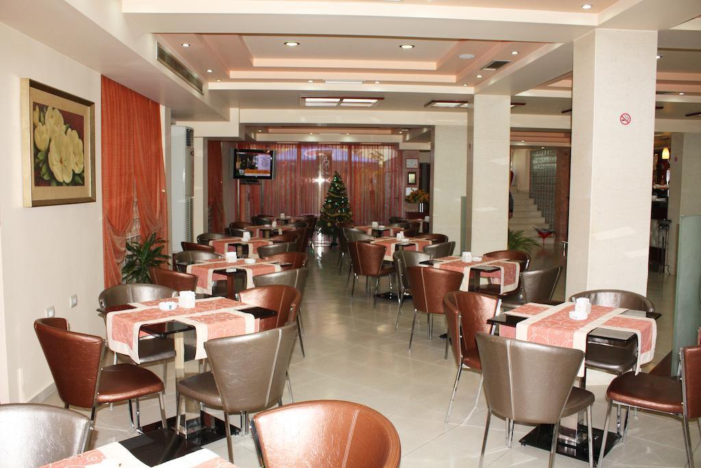Hotell Lindi 3*